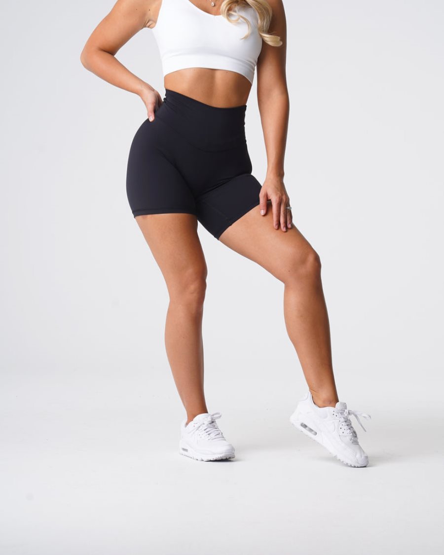 Black Women's NVGTN Signature 2.0 Shorts Dubai | qOaD1iVO