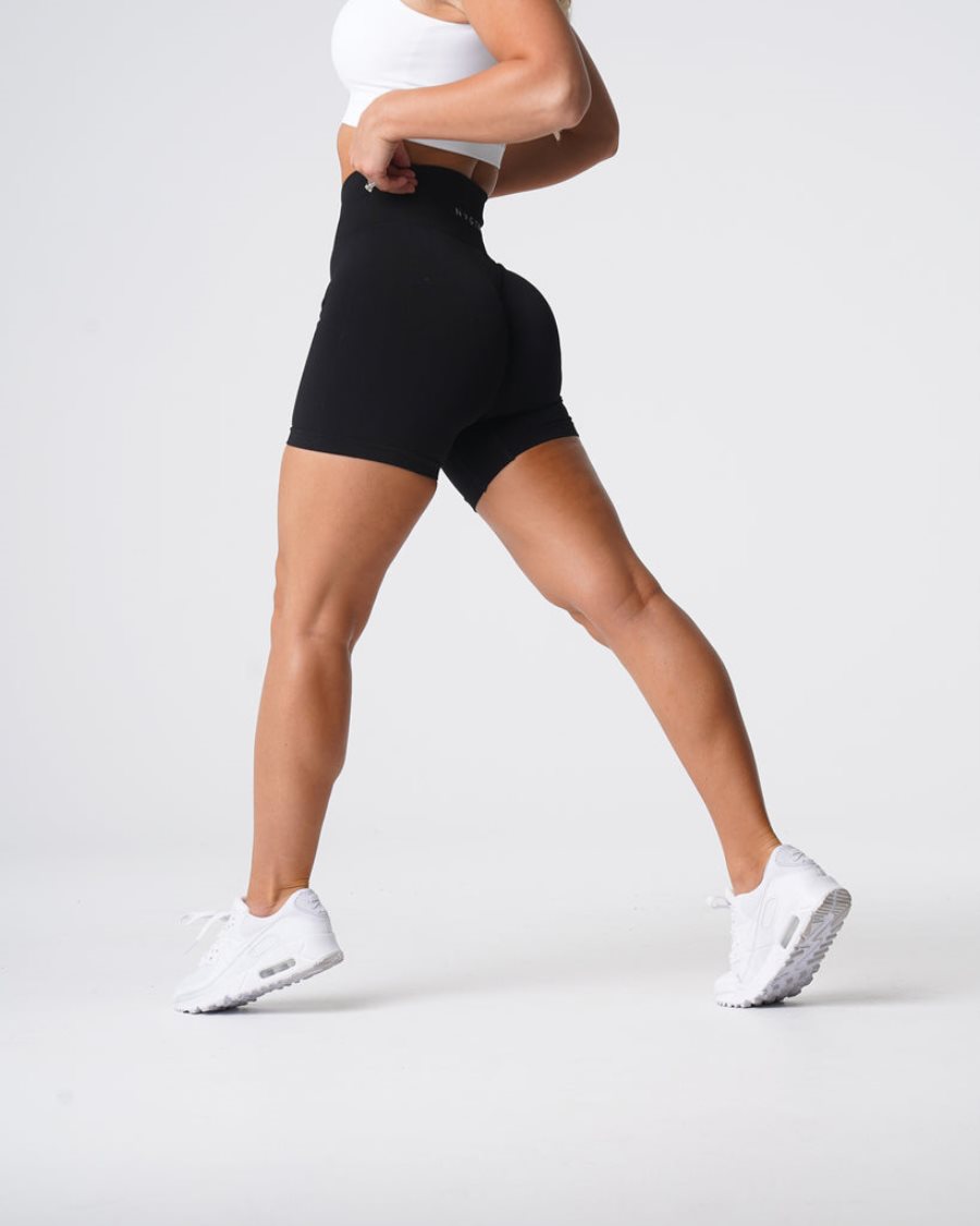 Black Women\'s NVGTN Solid Seamless Shorts Dubai | FP0EbZKv