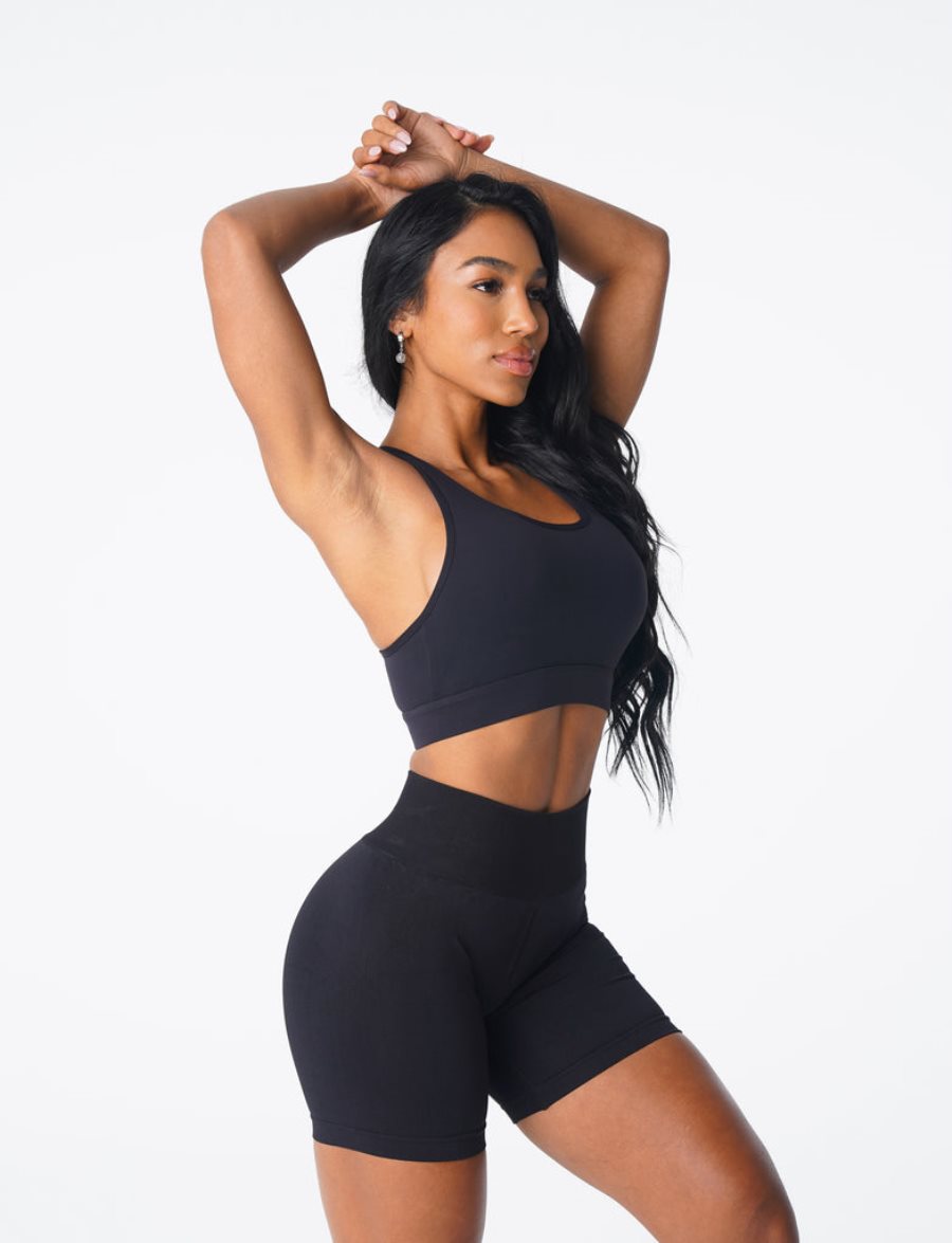 Black Women's NVGTN Trio Sports Bra Dubai | GwYN2O3N