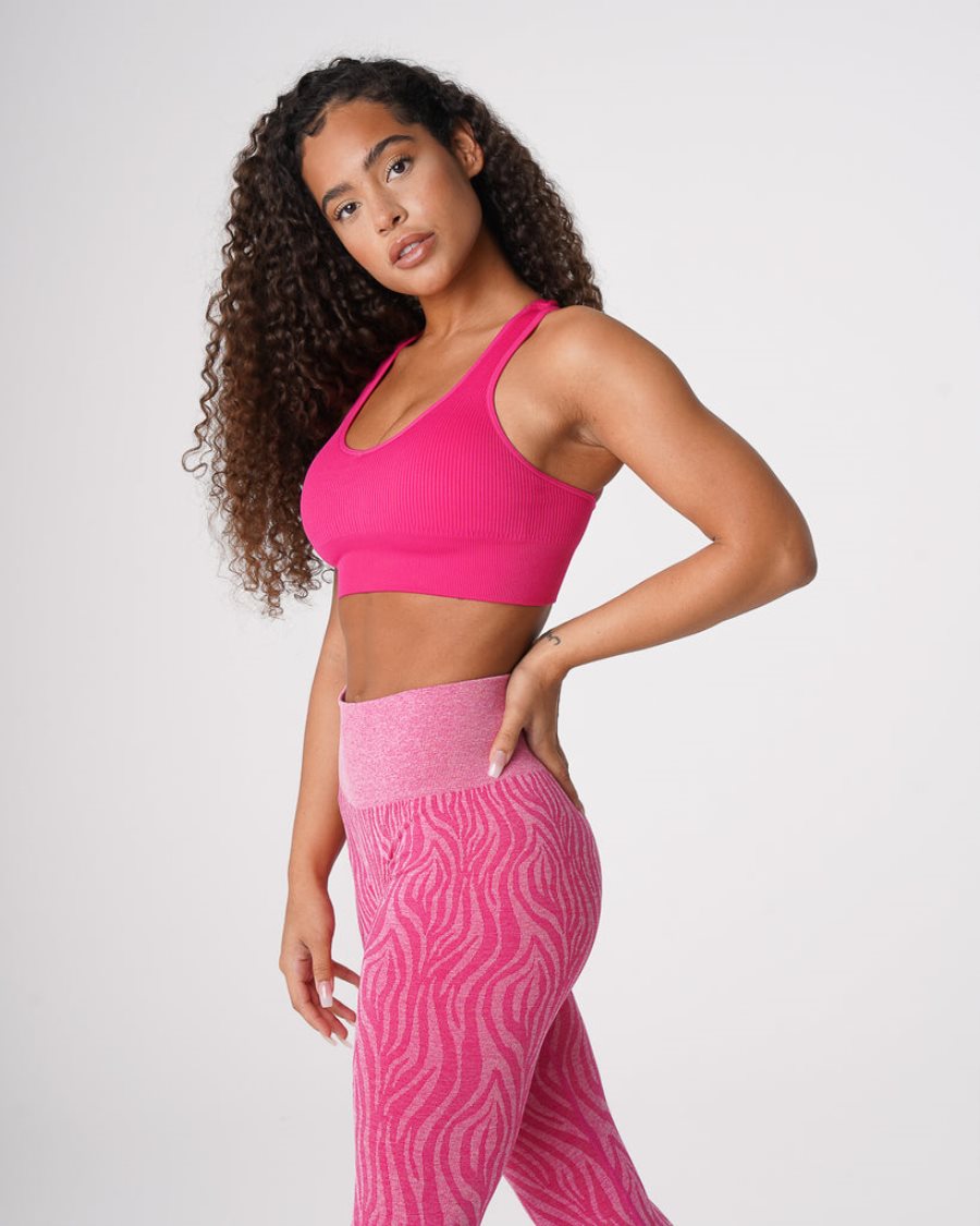 Fuchsia Women's NVGTN Galaxy Ribbed Seamless Sports Bra Dubai | PONQFdnf