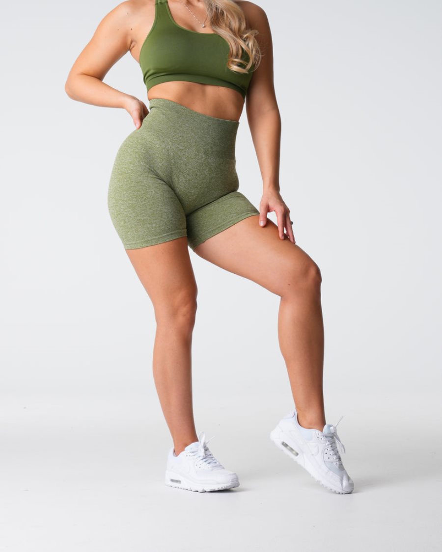 Green Women's NVGTN Scrunch Seamless Shorts Dubai | YZIbHAJA