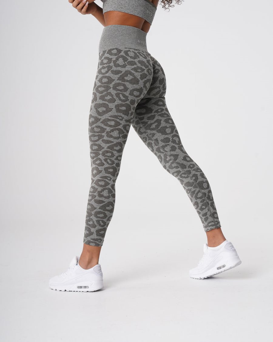 Khaki Green Women\'s NVGTN Leopard Seamless Leggings Dubai | xDe82I4s