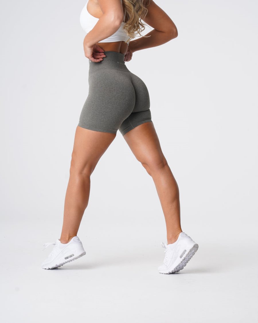 Khaki Green Women's NVGTN Pro Seamless Shorts Dubai | zbkYczx0