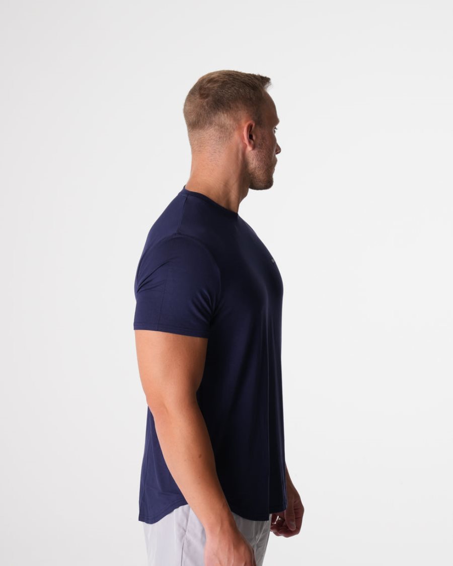 Navy Men's NVGTN Tech Fitted T Shirts Dubai | YfeAISpX