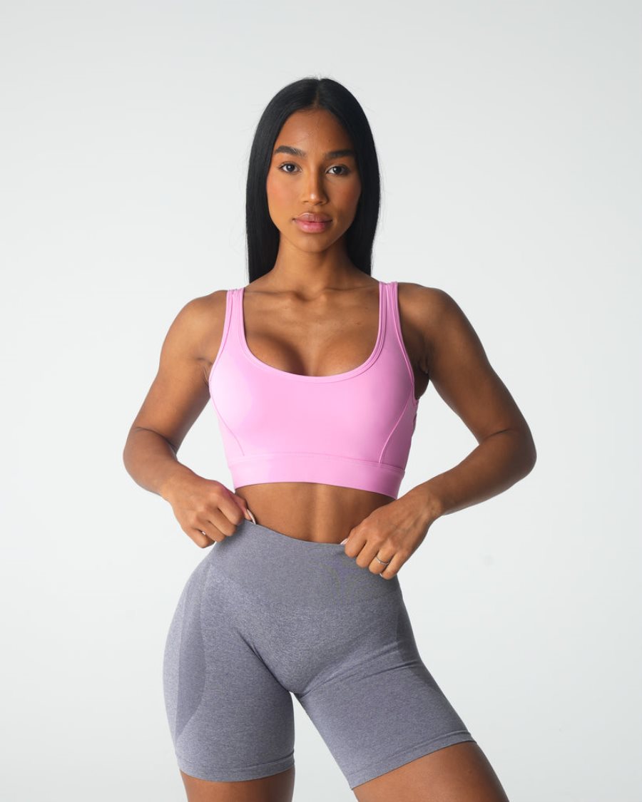 Pink Women's NVGTN Allure Sports Bra Dubai | iD9M9hvC