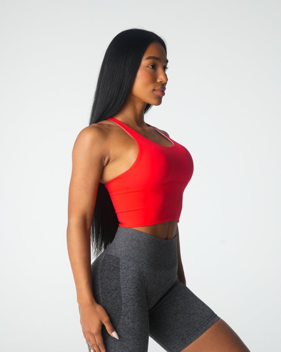 Red Women's NVGTN Matrix Sports Bra Dubai | KepaNQhm