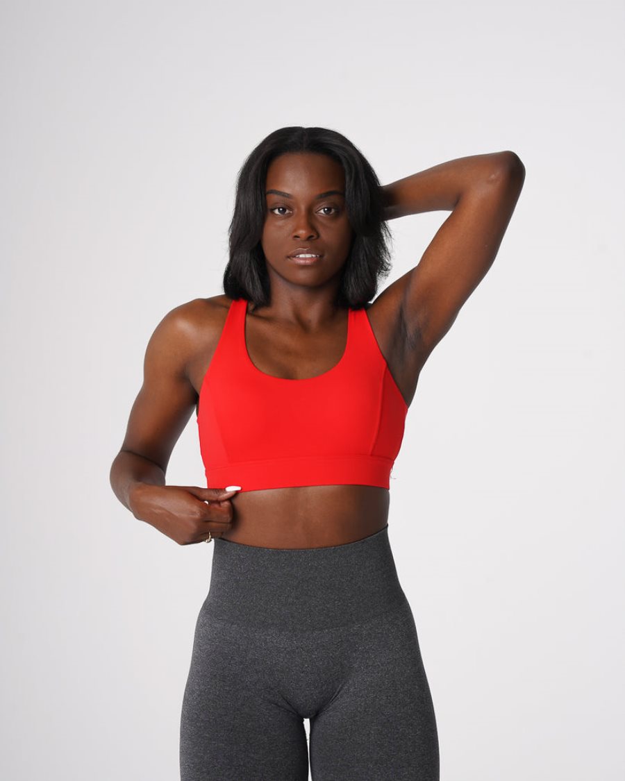 Red Women's NVGTN Reveal Sports Bra Dubai | 9nlF4SA0