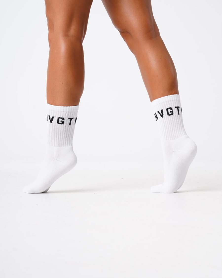 White Men's NVGTN Crew Socks Accessories Dubai | mvbRpKEJ