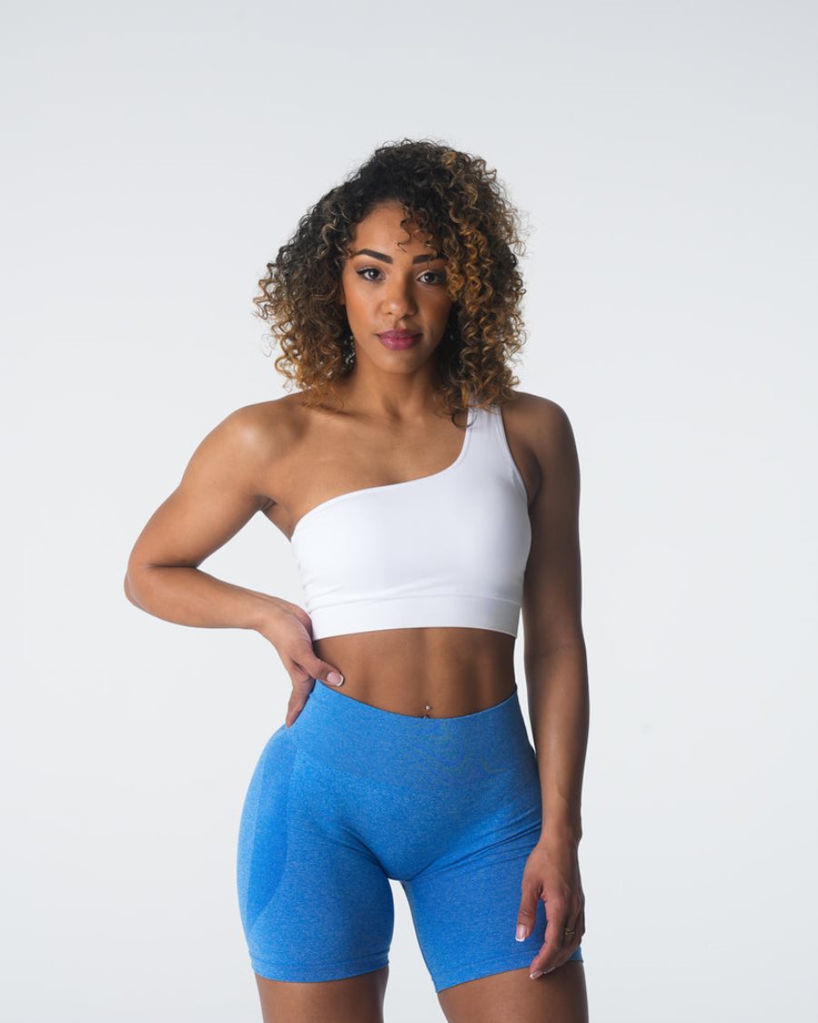 White Women's NVGTN Passion Seamless Sports Bra Dubai | E5jNv161