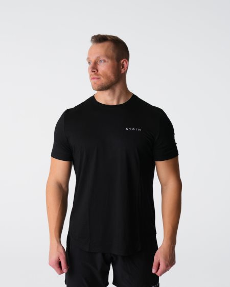 Black Men's NVGTN Tech Fitted T Shirts Dubai | tlPelKSl