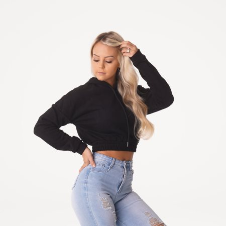 Black Women's NVGTN Cozy Vibes Drop Shoulder Cropped Hoodie Dubai | MwZWaRjb