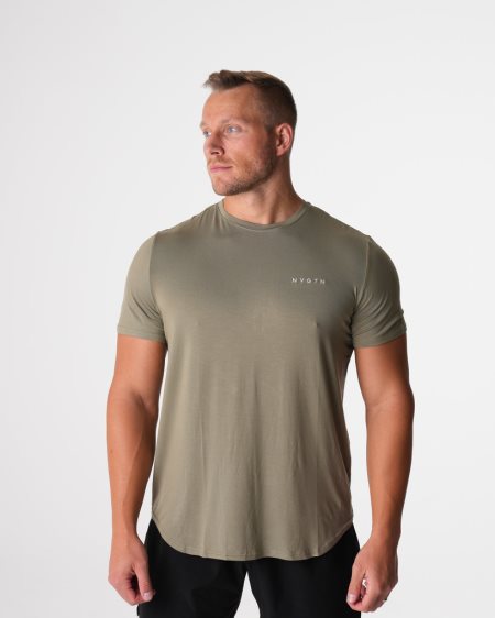 Green Men's NVGTN Tech Fitted T Shirts Dubai | bjiwooIM